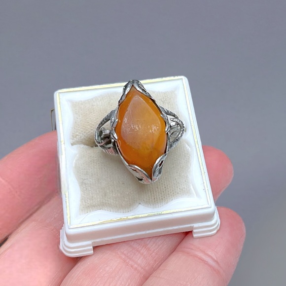 🌺Antique Silver &  Amber Ring - Picture 3 of 10